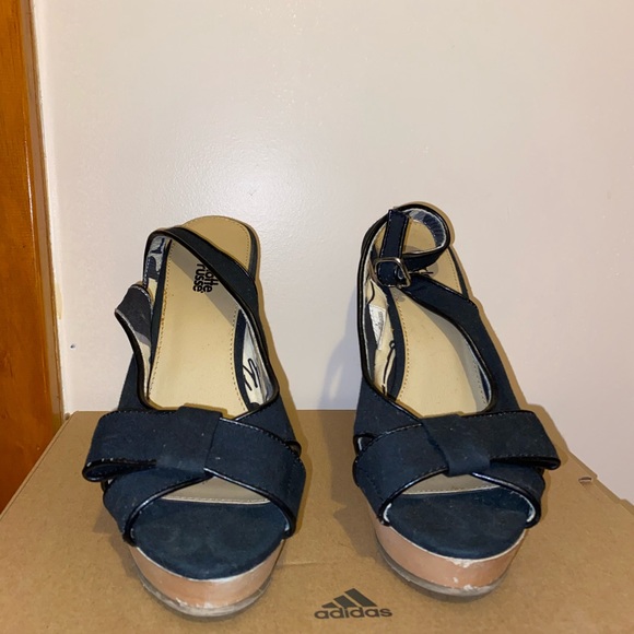 Wedges - Picture 2 of 2